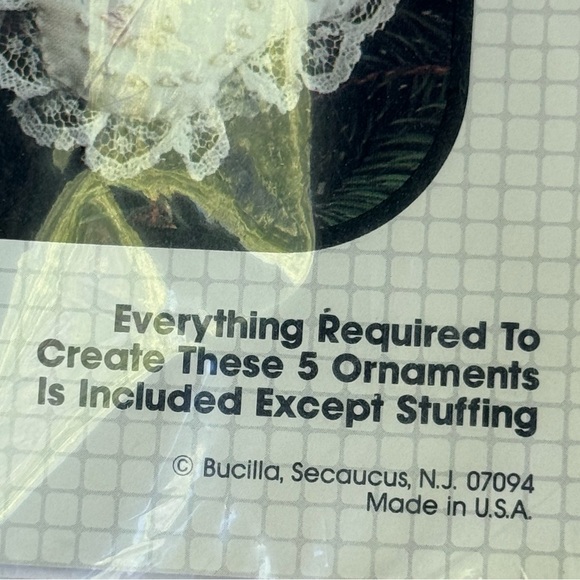 Vintage Bucilla Christmas Ornament Candlewicking Kit Colonial Charm Sealed 82061 - Picture 5 of 9